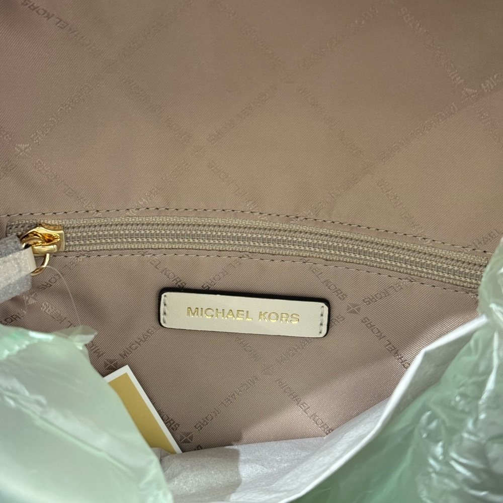 MICHAEL KORS Slater Medium Signature Logo Backpack - Picture 7 of 8